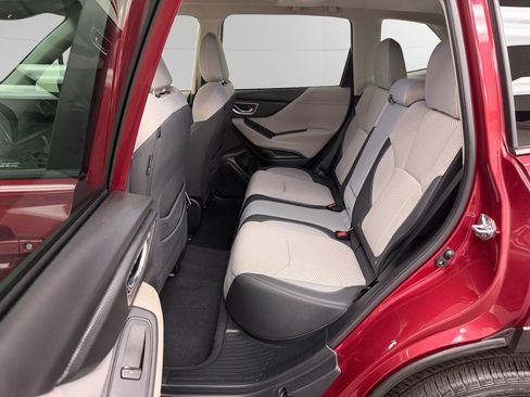 Certified 2023 Subaru Forester Premium AWD/4WD image 13