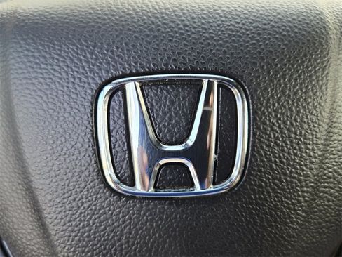 Certified 2025 Honda Passport EX-L image 28