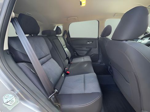 Certified 2026 Nissan Rogue SV AWD/4WD image 8