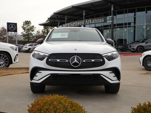 New 2026 Mercedes-Benz GLC 300 4MATIC image 2