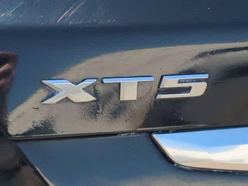 Used 2023 Cadillac XT5 Sportv w/ Technology Package AWD/4WD image 12