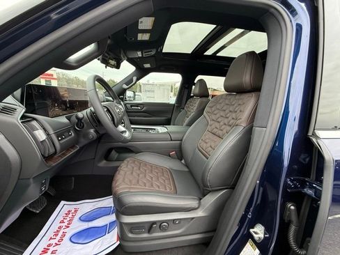 New 2026 Nissan Armada Platinum Reserve image 12