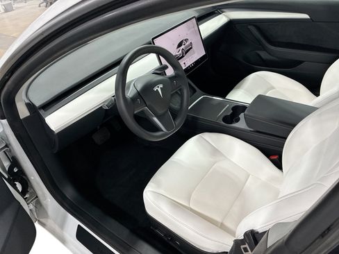 Certified 2023 Tesla Model 3 Standard Range RWD image 9