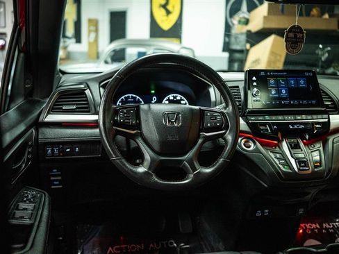 Used 2025 Honda Odyssey Sport-L image 17