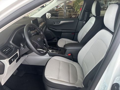 New 2026 Ford Escape Active image 8
