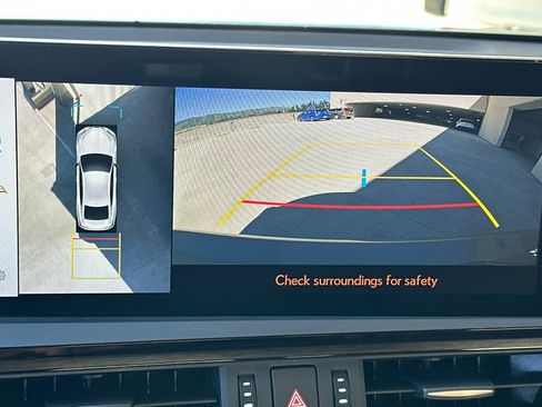 Used 2025 Lexus ES 300h ES 300h Luxury w/ Accessory Package (Z1) image 26