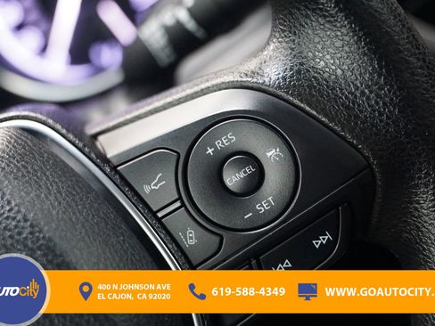 Used 2020 Toyota Camry LE FWD image 21