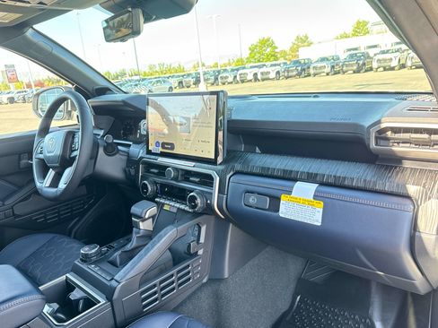 New 2026 Toyota 4Runner 4WD image 16