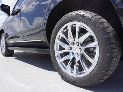 Certified 2023 Cadillac Escalade Premium Luxury w/ LPO, Radiant Package AWD/4WD image 6