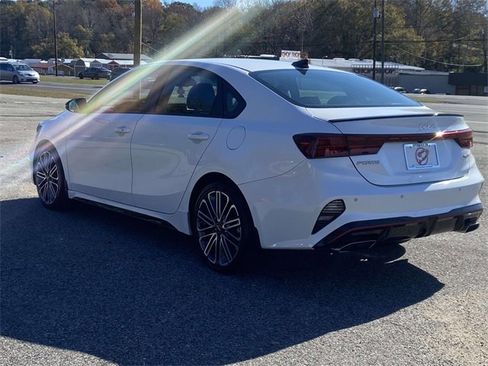 Used 2023 Kia Forte GT w/ GT2 Package image 5