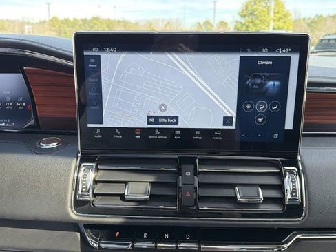 Used 2024 Lincoln Navigator Reserve AWD/4WD image 37