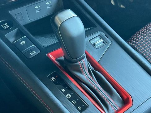 New 2025 Nissan Kicks SR w/ Illumination Package FWD image 18