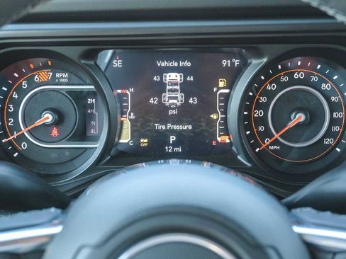 New 2025 Jeep Wrangler Sahara w/ Safety Group image 31