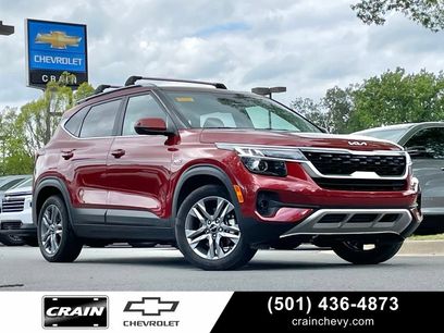 Used 2023 Kia Seltos S w/ Navigation Package