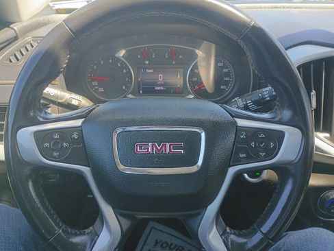 Used 2021 GMC Terrain SLE w/ Driver Convenience Package AWD/4WD image 17