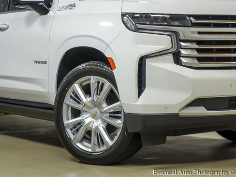 Used 2024 Chevrolet Tahoe High Country w/ Premium Package AWD/4WD image 4
