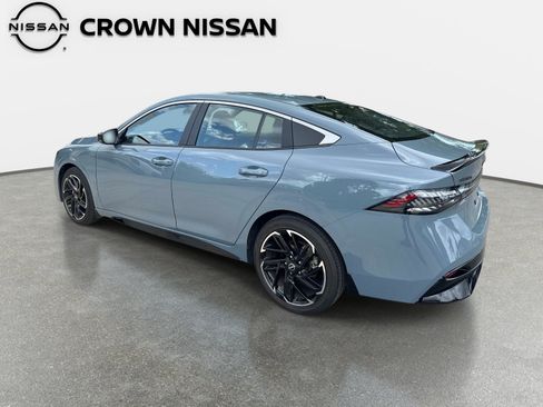 Certified 2026 Nissan Sentra SR w/ SR All Weather Package FWD image 4