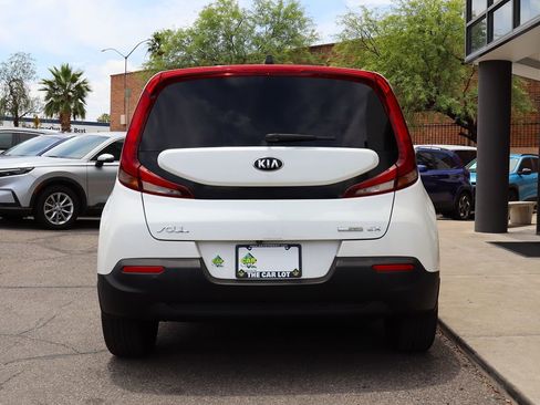 Used 2020 Kia Soul EX FWD image 11