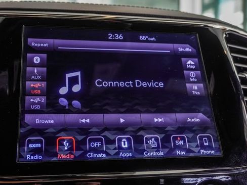 Used 2019 Jeep Grand Cherokee High Altitude AWD/4WD image 28