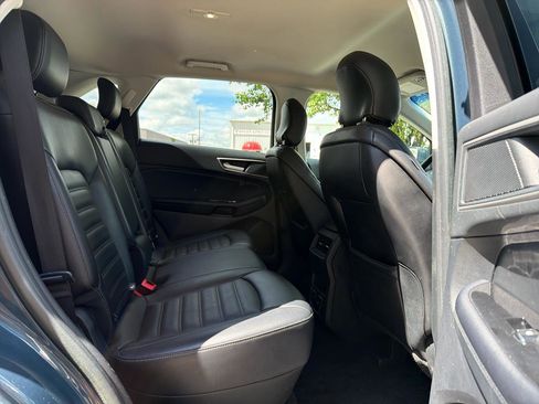 Used 2019 Ford Edge SEL w/ Equipment Group 201A FWD image 22