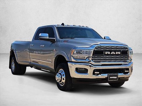 Used 2020 RAM 3500 Limited AWD/4WD image 11