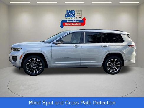 Certified 2021 Jeep Grand Cherokee L Overland w/ Luxury Tech Group IV AWD/4WD image 12