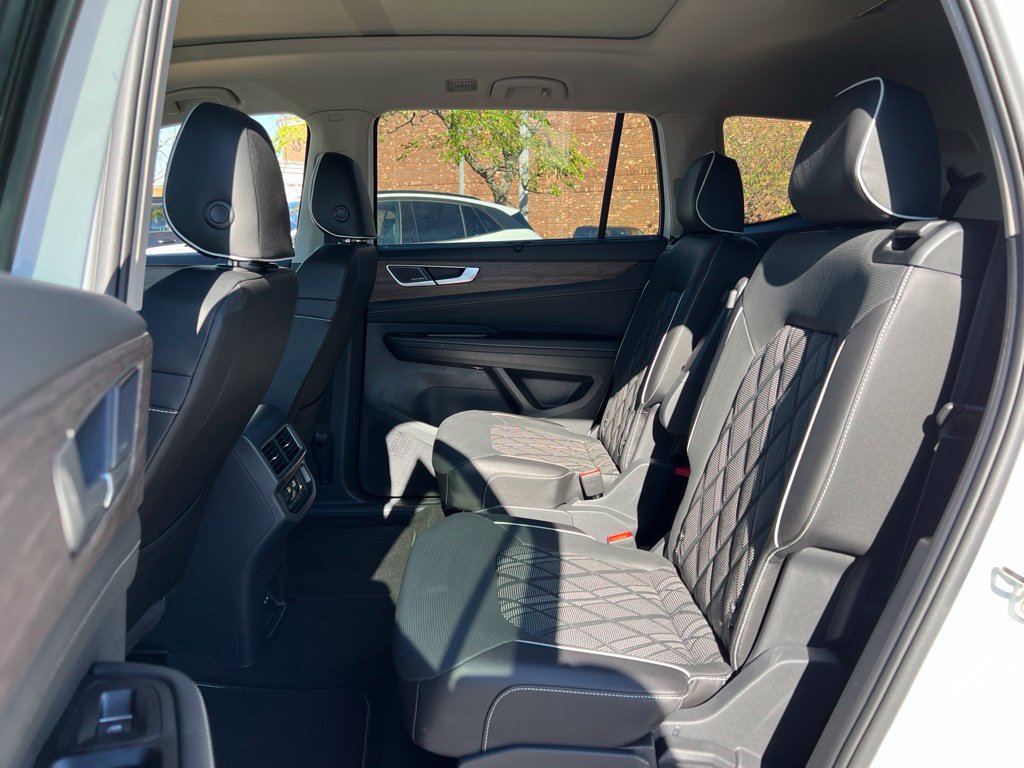 Used 2026 Volkswagen Atlas SEL Premium R-Line AWD/4WD image 25