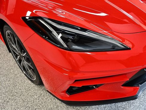 Used 2023 Chevrolet Corvette Stingray Preferred Conv w/ Z51 Performance Package RWD image 15