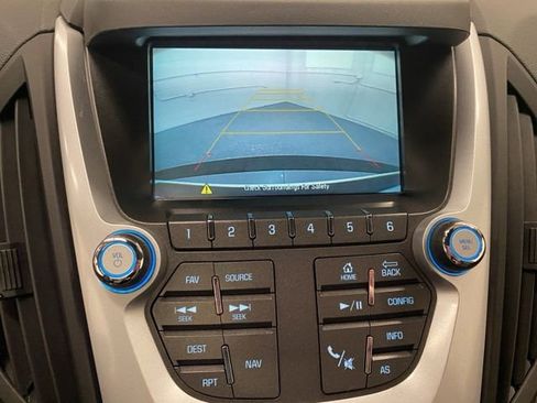 Used 2017 Chevrolet Equinox Premier w/ Enhanced Convenience Package AWD/4WD image 12