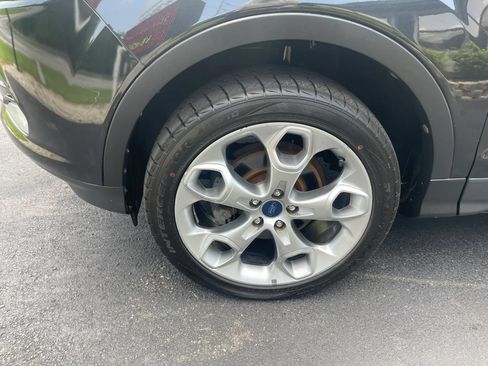 Used 2014 Ford Escape Titanium FWD image 25