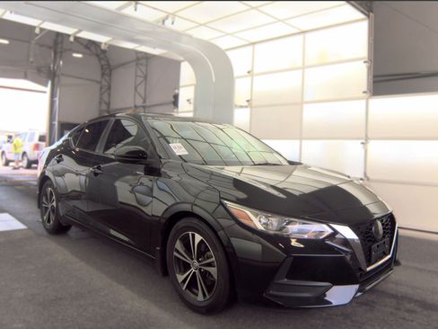 Used 2021 Nissan Sentra SV FWD image 1