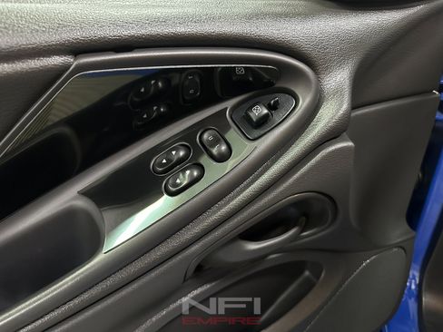 Used 2004 Ford Mustang Mach 1 RWD image 35