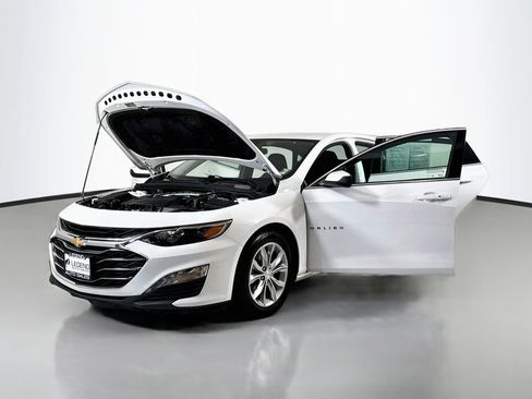 Used 2024 Chevrolet Malibu LT FWD image 16