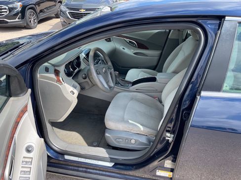 Used 2010 Buick LaCrosse CX FWD image 10