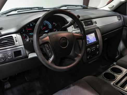 Used 2013 Chevrolet Tahoe 2WD image 3