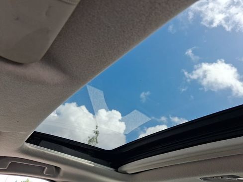 Used 2015 Honda Fit EX image 22