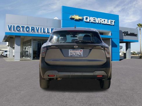 Used 2025 Nissan Kicks S w/ Charging Package FWD image 6