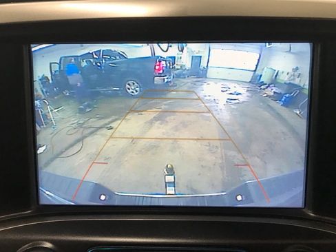 Used 2018 Chevrolet Silverado 1500 LT w/ All Star Edition image 19