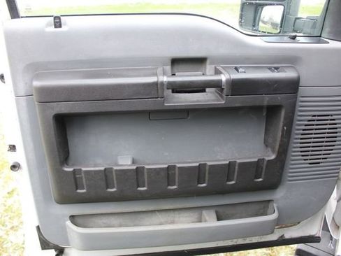 Used 2013 Ford F250 XL w/ PWR Equipment Group image 12