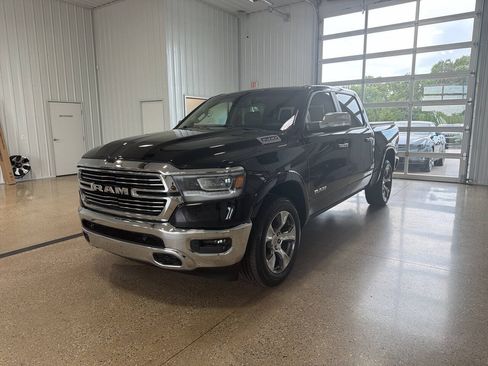 Used 2020 RAM 1500 Laramie AWD/4WD image 2