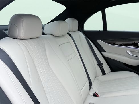 Used 2023 Mercedes-Benz E 350 Sedan image 40