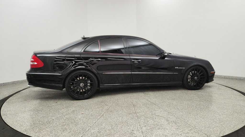 Used 2005 Mercedes-Benz E 55 AMG Sedan image 6