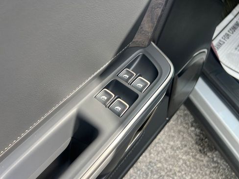 Used 2024 Rivian R1T Adventure image 11