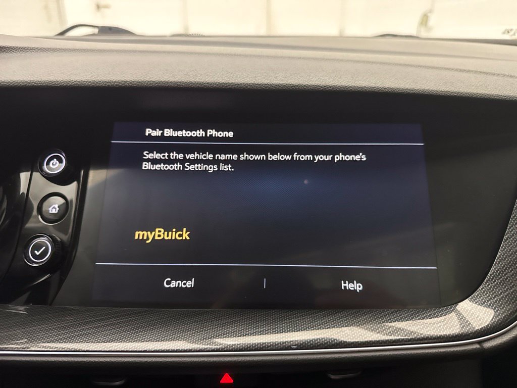 Used 2021 Buick Envision Essence AWD/4WD image 28