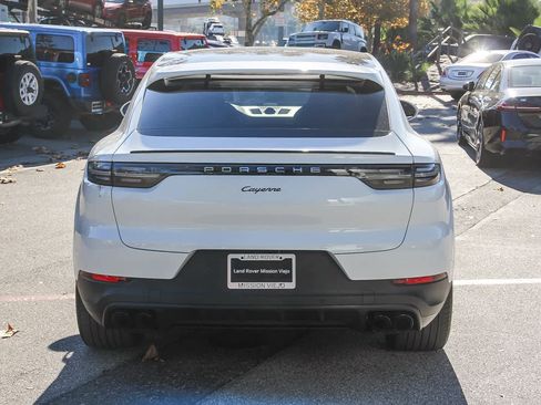 Used 2020 Porsche Cayenne image 5