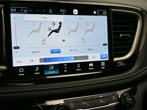 New 2027 Chrysler Pacifica Select FWD image 23