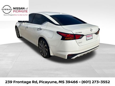 Certified 2024 Nissan Altima 2.5 SL image 3