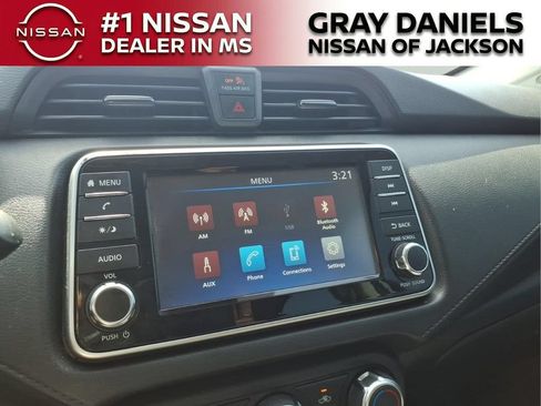 Used 2025 Nissan Versa S w/ S Plus Package FWD image 16