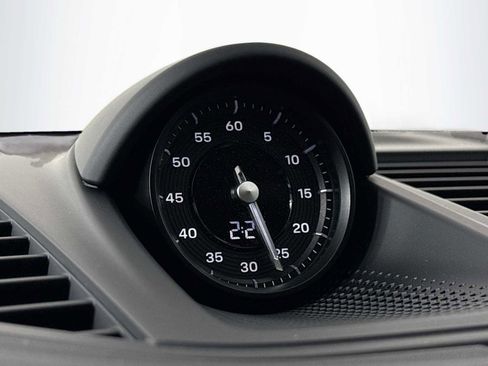 New 2025 Porsche Panamera 4 image 17