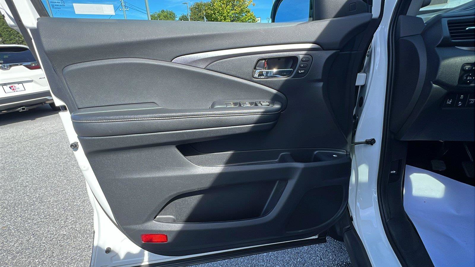 Used 2022 Honda Ridgeline RTL image 23